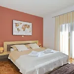 Casa Duje Tatil Evi *
