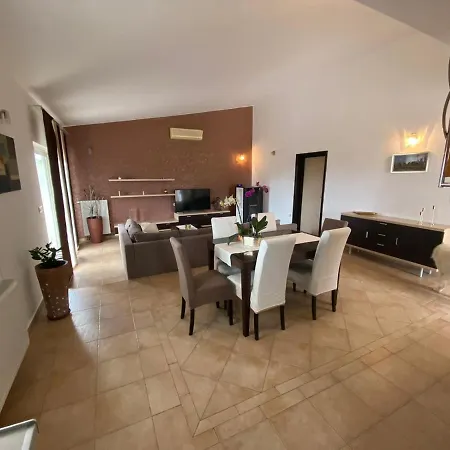 Casa Duje