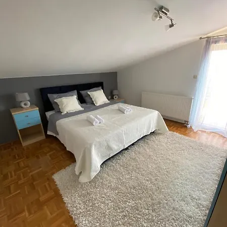 Casa Duje Holiday home