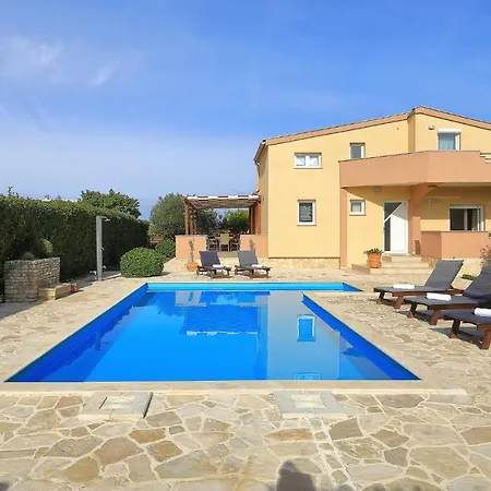 Holiday home Casa Duje *