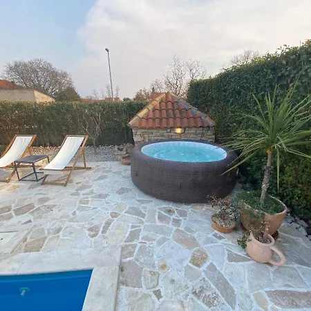 Holiday home Casa Duje *