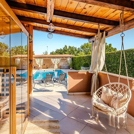 Holiday home Casa Duje *