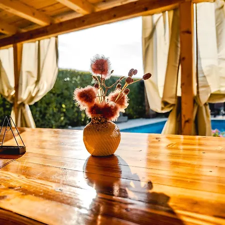 Casa Duje Holiday home *