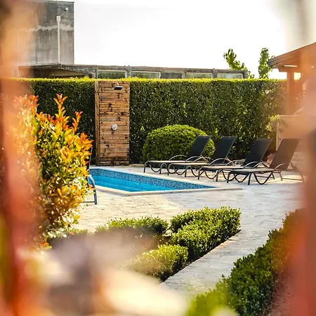 Casa Duje Holiday home *