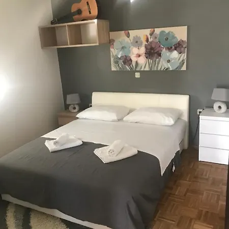 Casa Duje Holiday home *