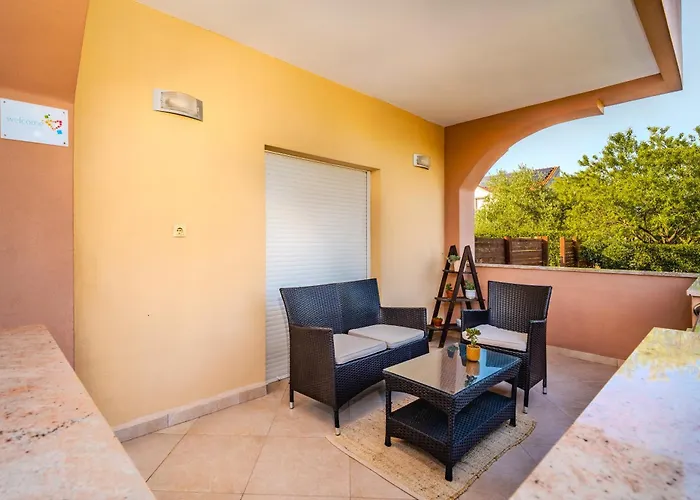 Casa Duje Hébergement de vacances Zadar